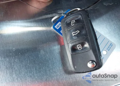 2017 Volkswagen Passat 1.8T R-Line из США, поврежденный, VIN 1VWDT7A39HC044449